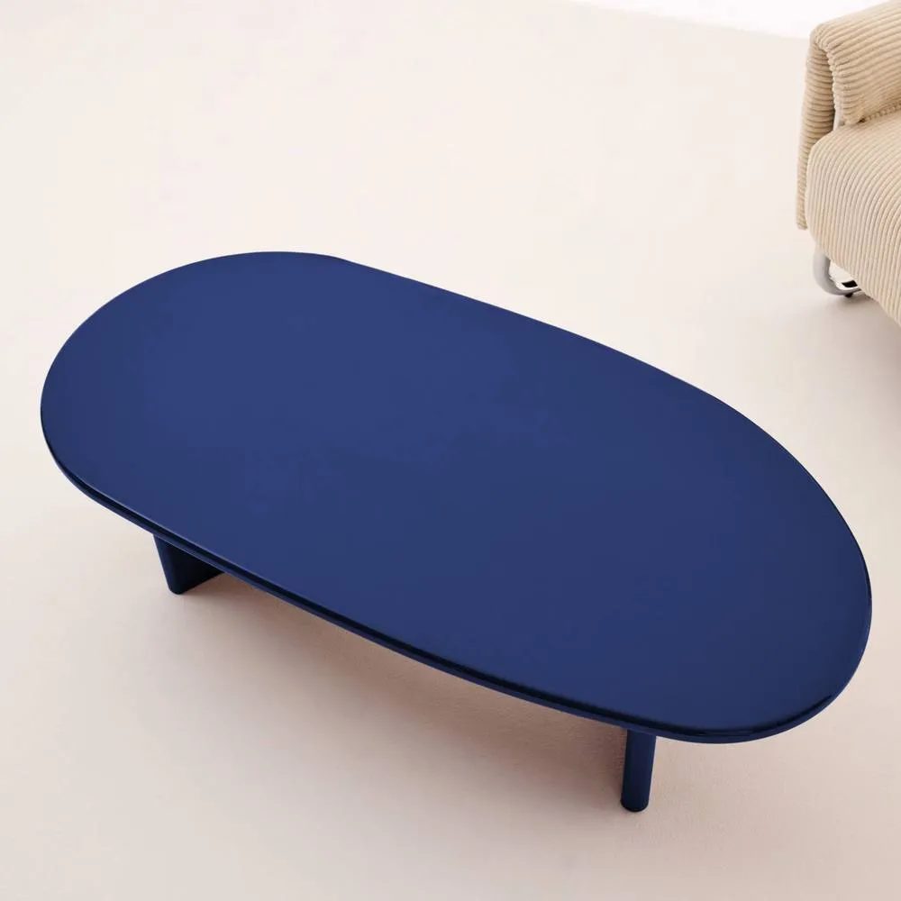 sweeek Oval coffee table with glossy finish in Blue 5