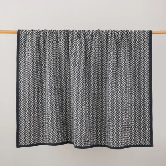 Supersoft Diamonds Cotton Blanket
