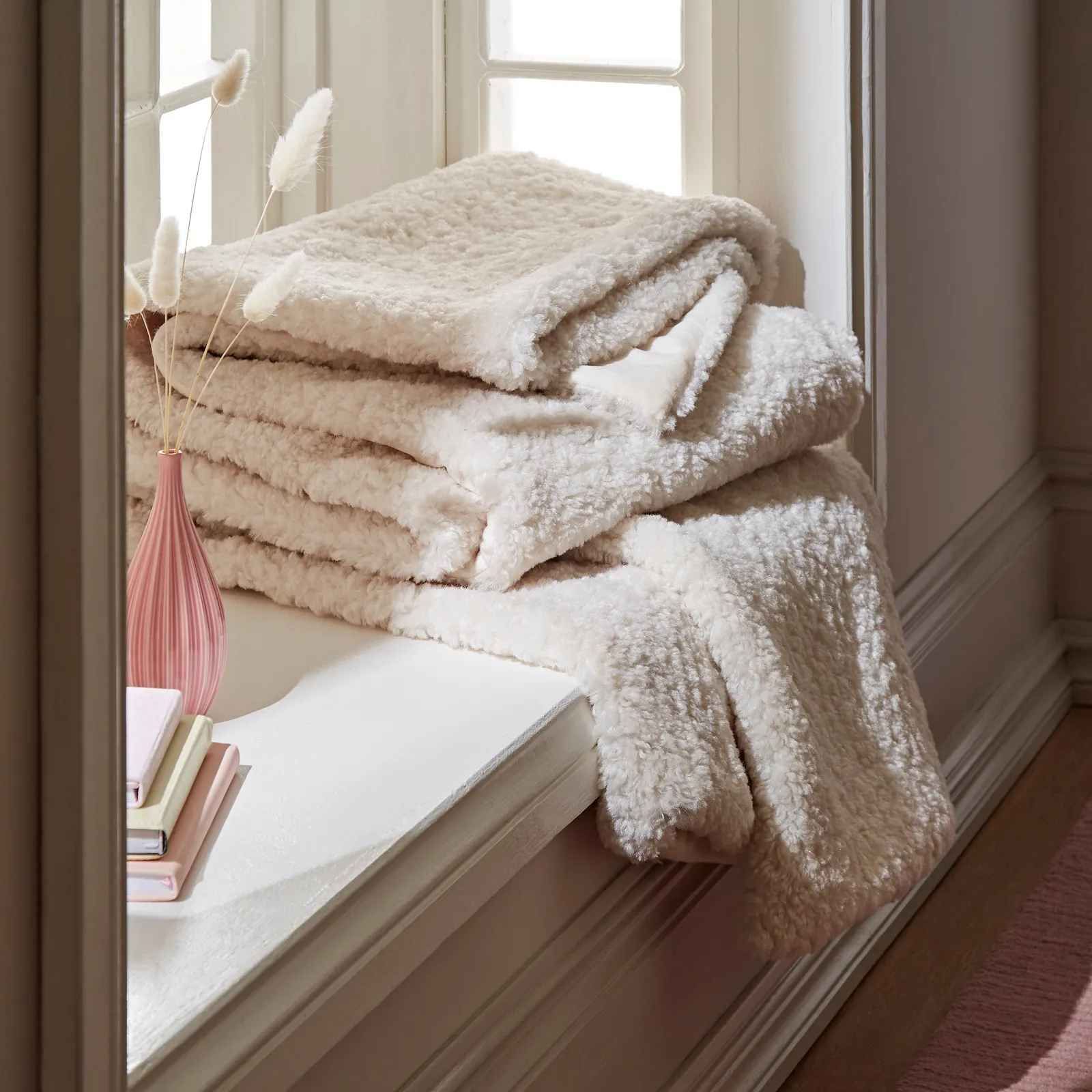 Wool Look Throw Cream