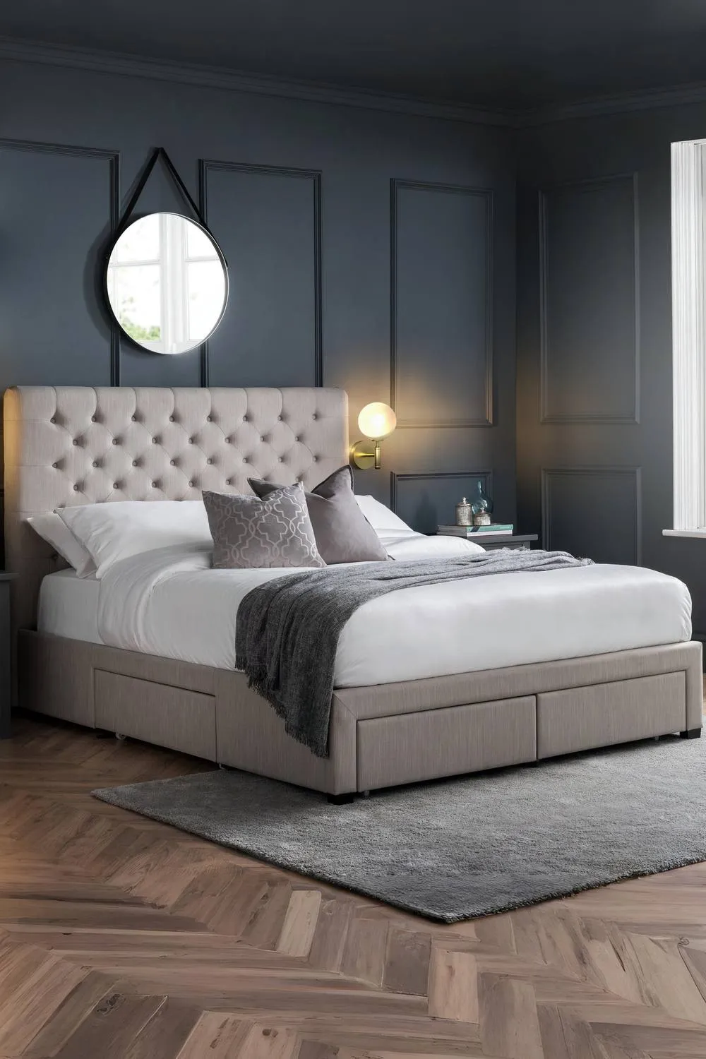 Julian Bowen Wilton Upholstered Storage Bed with 4 Drawers in Grey 2