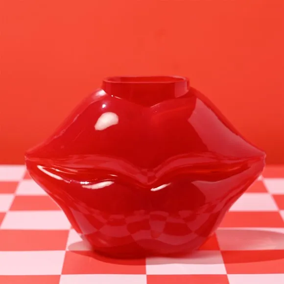 The Feel Good Club Lips Glass Vase