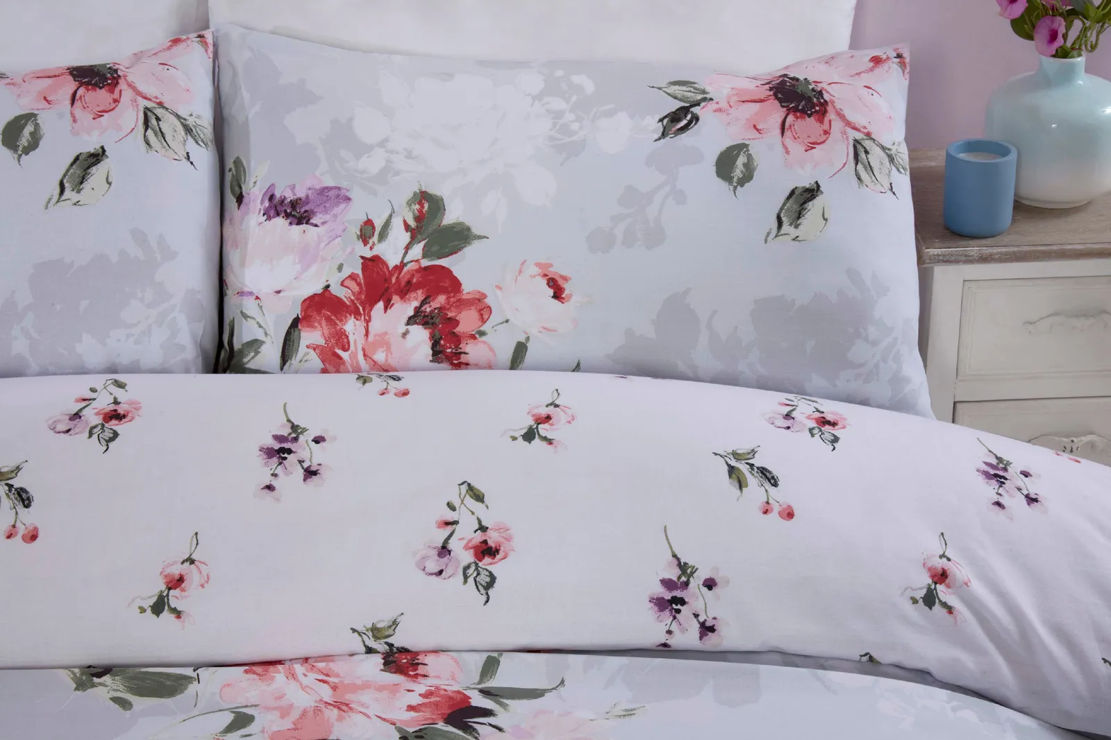 Rapport Home Margot Floral Microfibre Polyester Reversible Duvet Cover Set with Pillowcase in Grey 2