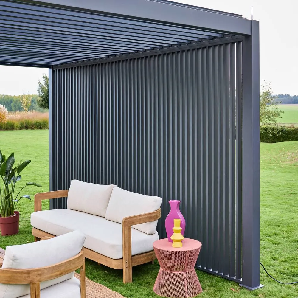 sweeek Louvered pergola aluminium 4 x 3m + 3 130cm vertical louver panels in Dark Grey 4