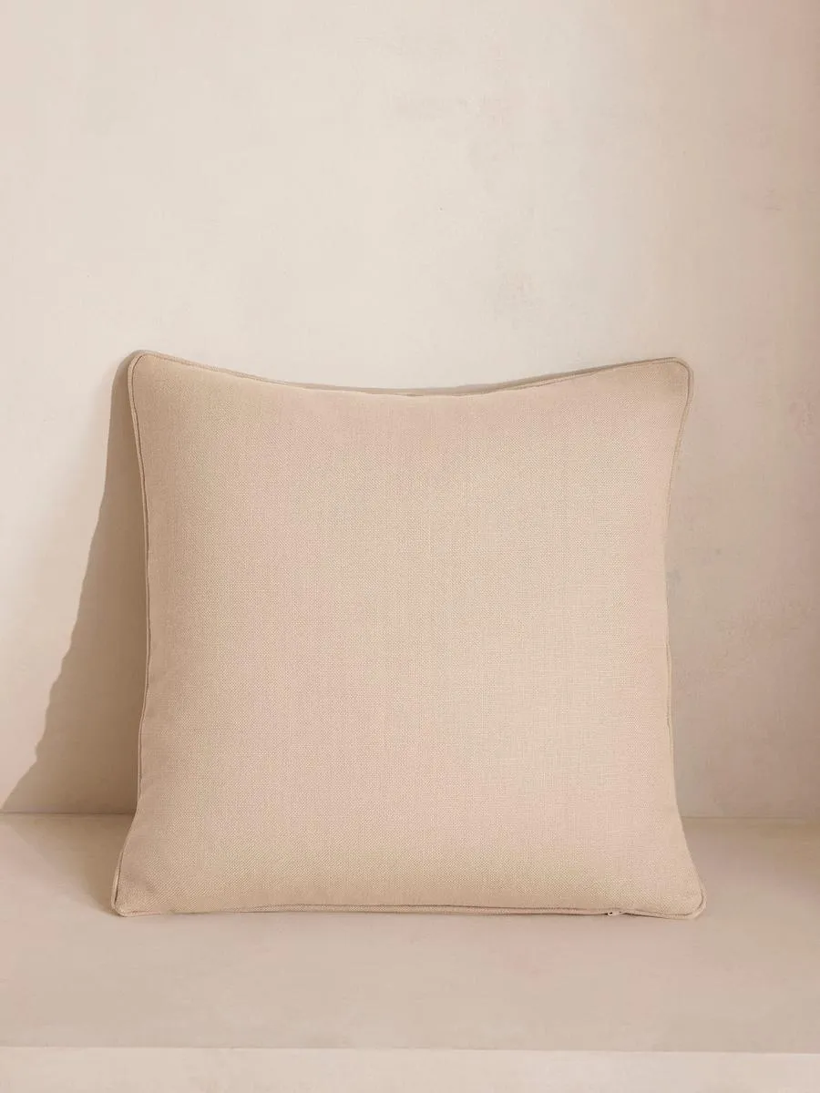 (UK) Vinnie Large Square Cushion, Bisque