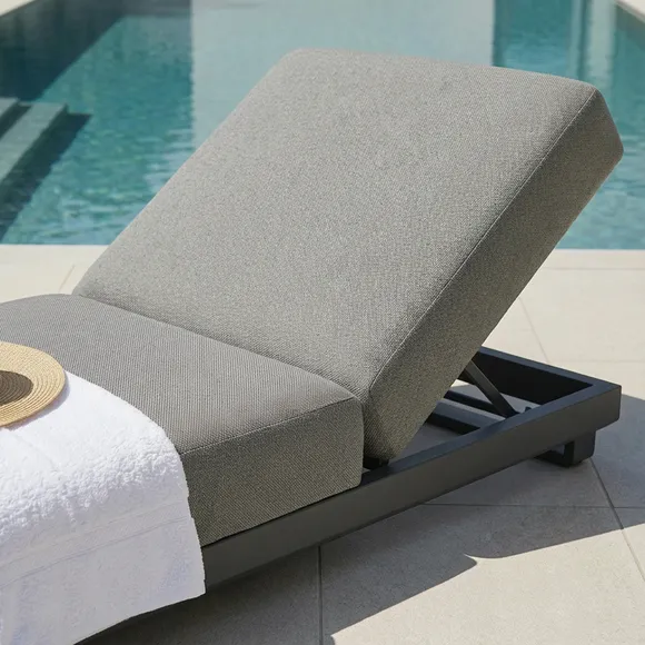 Maze Ibiza Sunlounger 3