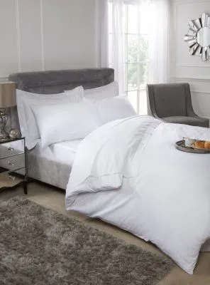 New Edge Blinds NewEdgeBlinds Luxor Collection 200 Thread Count Luxury Egyptian Cotton Fitted Sheet in White - King, White