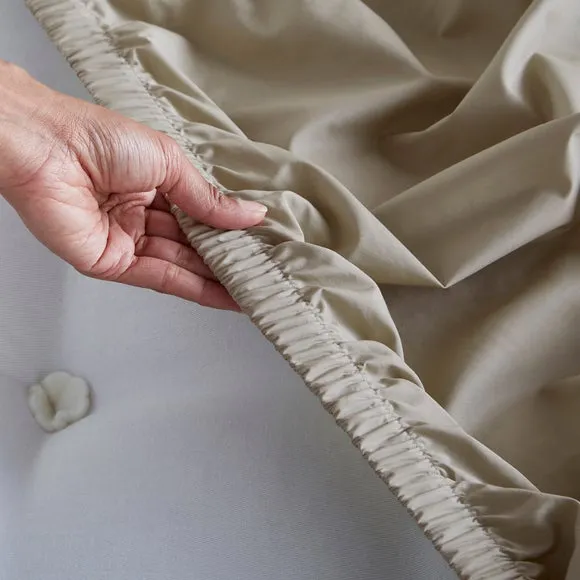 100% Egyptian Cotton 220 Thread Count True Grip® Fitted Sheet 6
