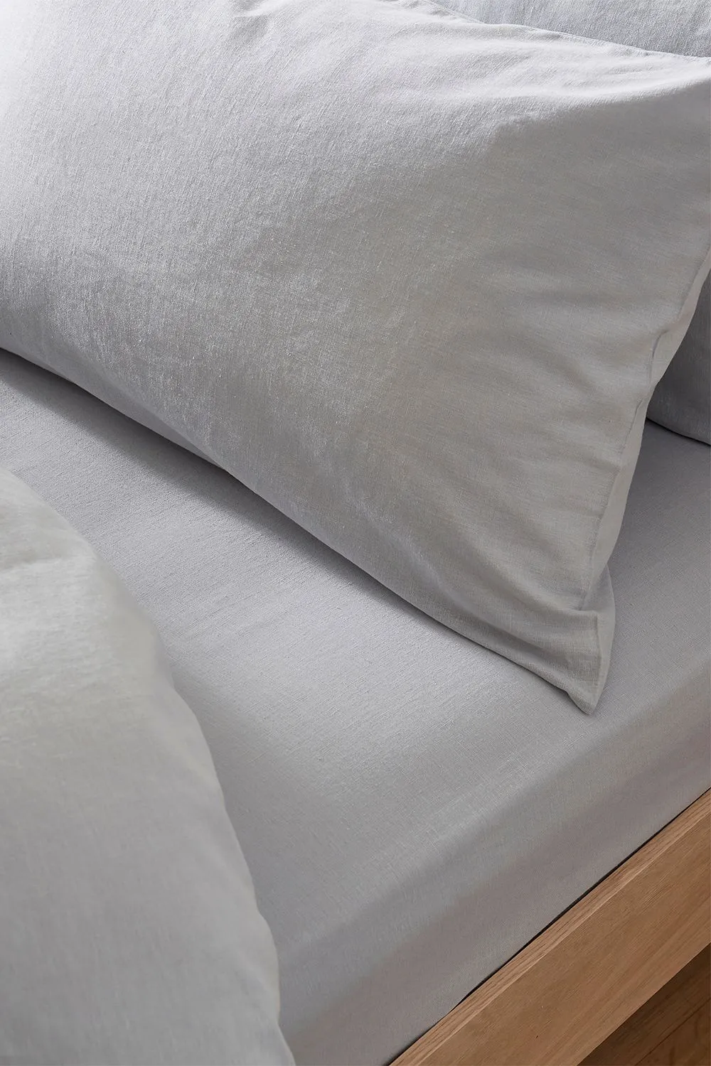 Martex Touch of Linen Fitted Sheet in Pale Blue 4