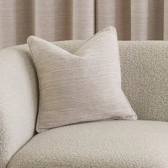 Hemmingway Chenille Cushion 1