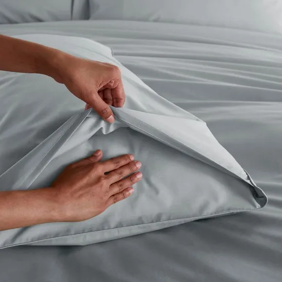 100% Egyptian Cotton 220 Thread Count Standard Pillowcase Pair 4