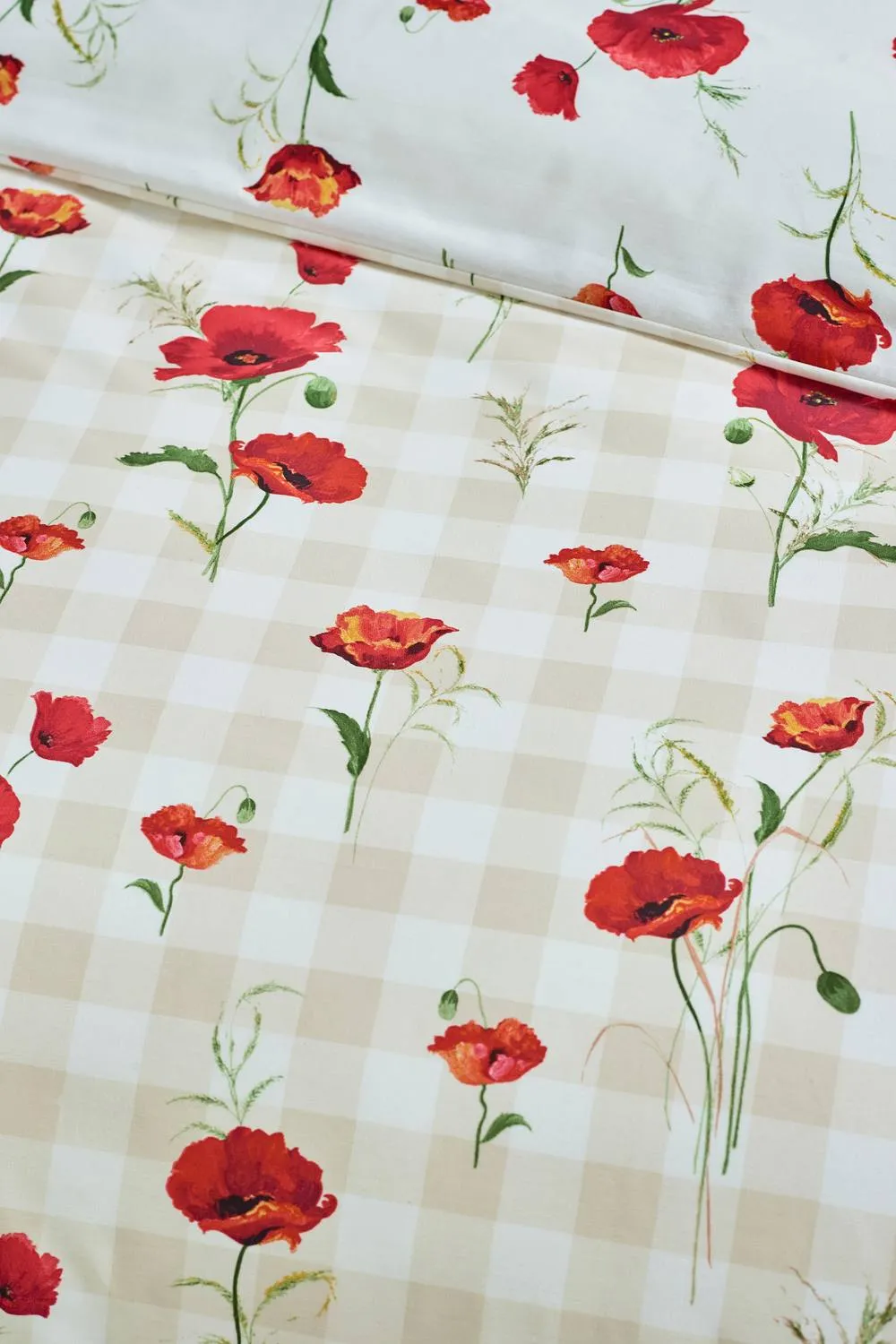 Catherine Lansfield Poppy Floral Reversible Duvet Cover Set in Red 4