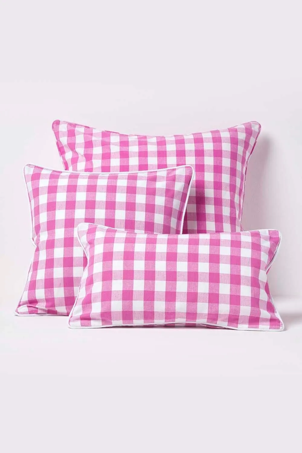 Homescapes Block Check Cotton Gingham Cushion Cover in Pink 5