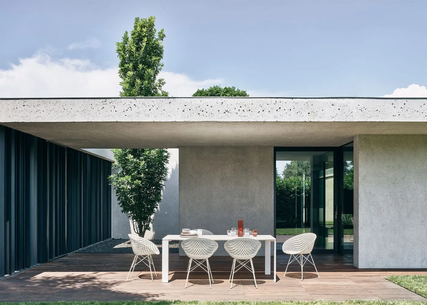 Kartell Smatrik Chair White Seat White Frame Outdoor Set of 2 3