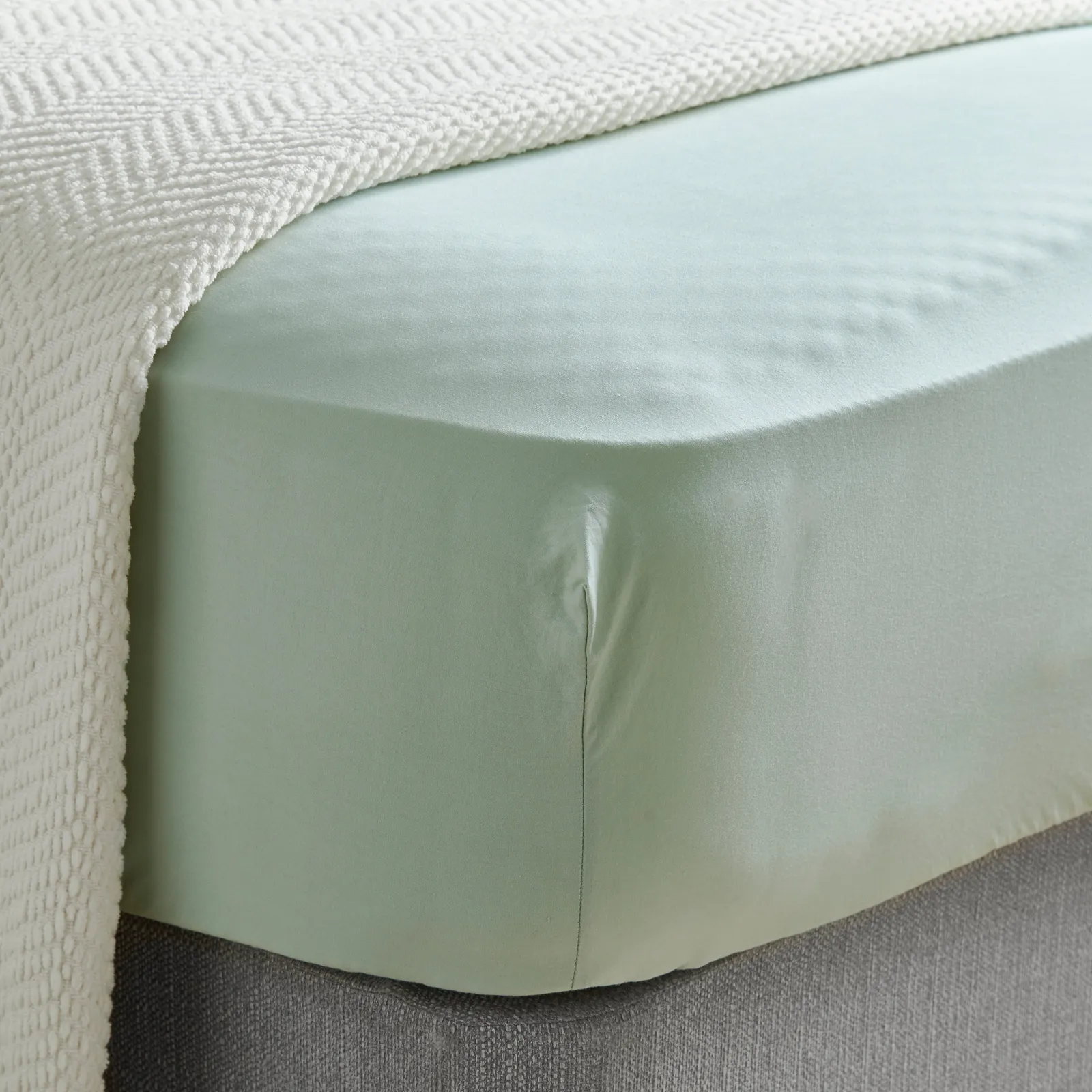 Washed Cotton Fitted Sheet Green