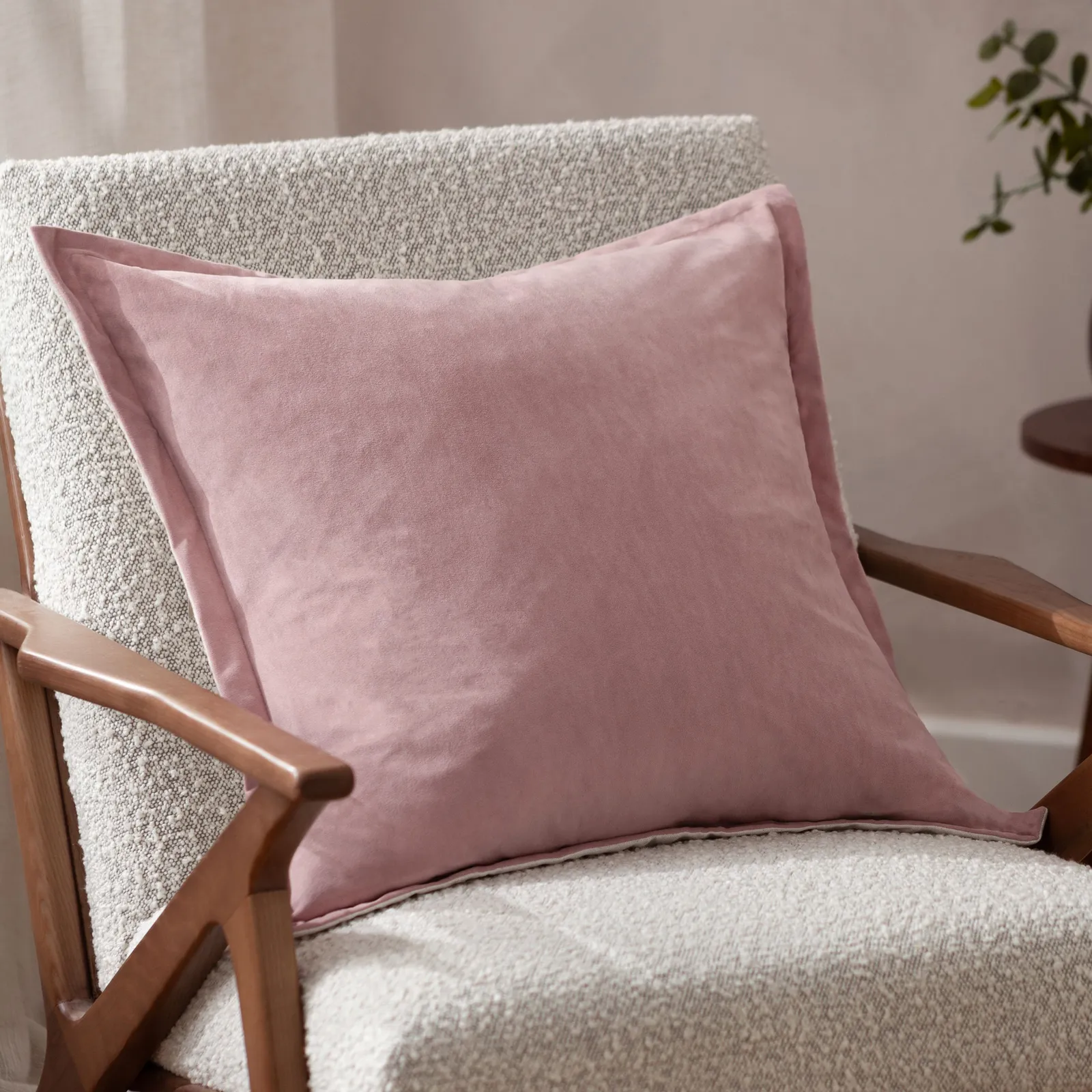 Yard Merton Velvet Cushion in Dusty Pink 1