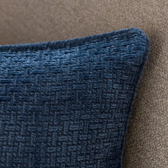 Alayna Chenille Square Cushion 2