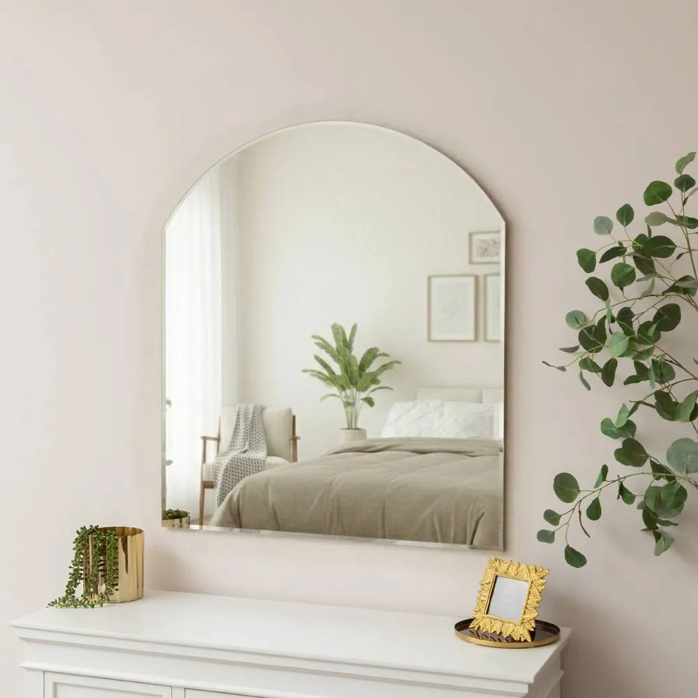 Melody Maison Large Frameless Arched Mirror With Bevelled Edges - 88cm X 100cm in Gold
