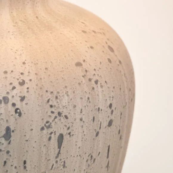 Return - Pacific Lifestyle Kalli Shabby Chic Table Lamp 3