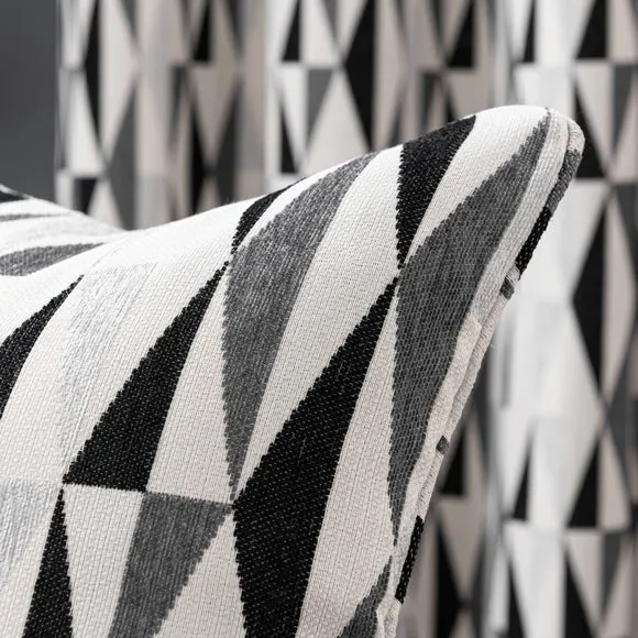 Elements Triangle Cushion 2