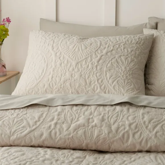 Hani Pinsonic Quilted Duvet Cover & Pillowcase Set 3