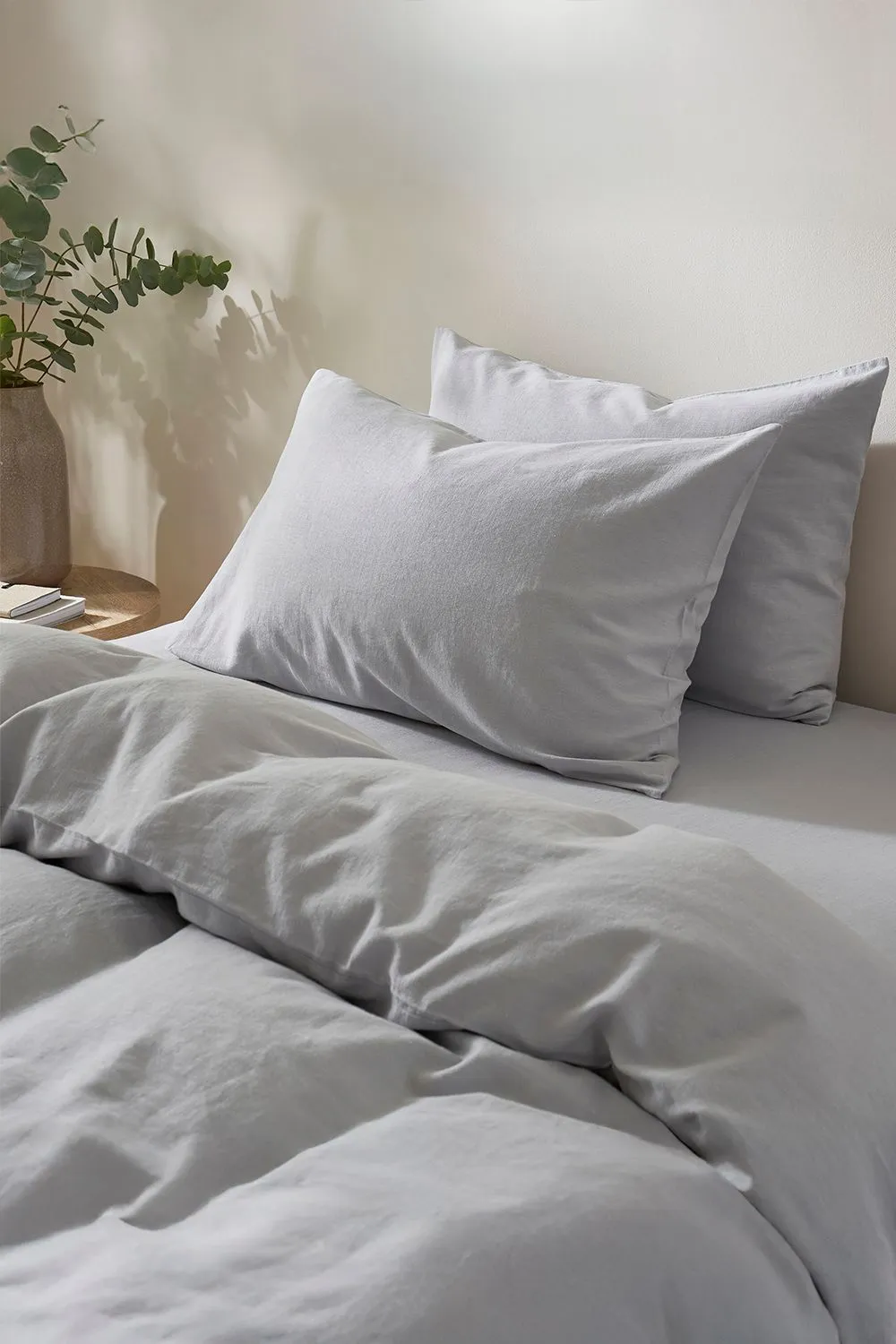 Martex Touch of Linen Housewife Pillowcase Pair in Pale Blue 2