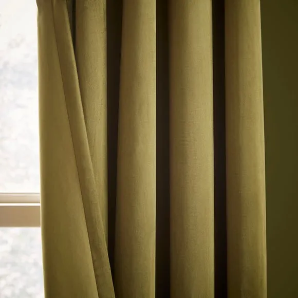 Luxe Velour Eyelet Curtains (Blackout Available) 4