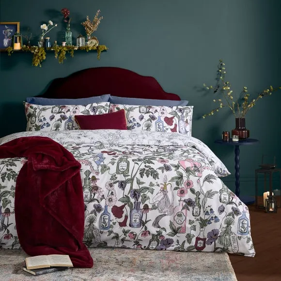 furn. Pick Your Poison Polycotton Duvet Cover & Pillowcase Set