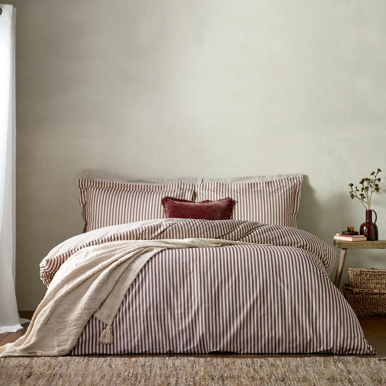 Yard Hebden Striped 100% Cotton Duvet Cover Set in Dark Red 1