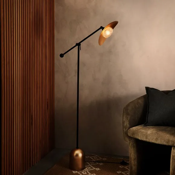 Delano Floor Lamp 2
