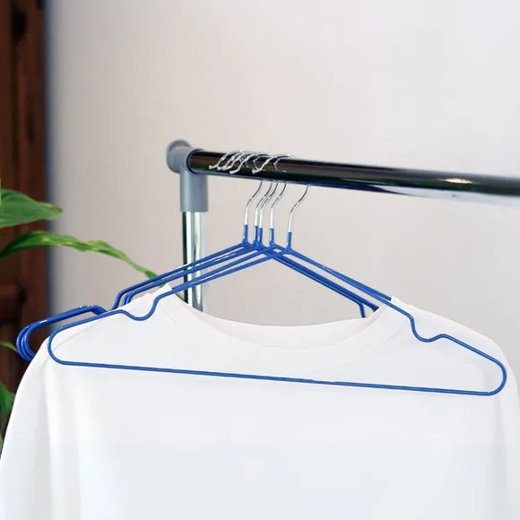 Set of 5 Coated Wire Hangers 1