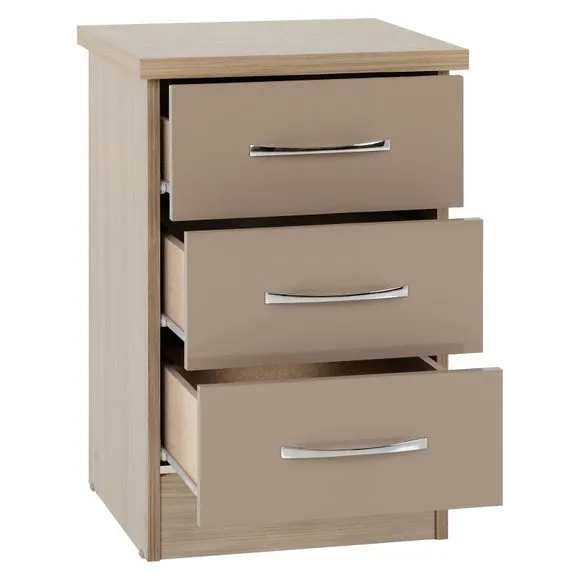 Nevada 3 Drawer Bedside Table 3