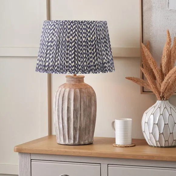 Pacific Lifestyle Ambrosia Shabby Chic Vienna Table Lamp 1