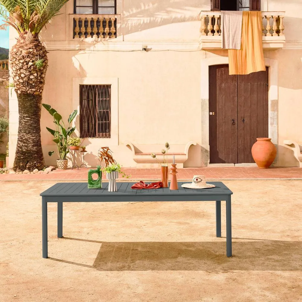 sweeek 10-seater extendable aluminium garden table in Dark Grey 3