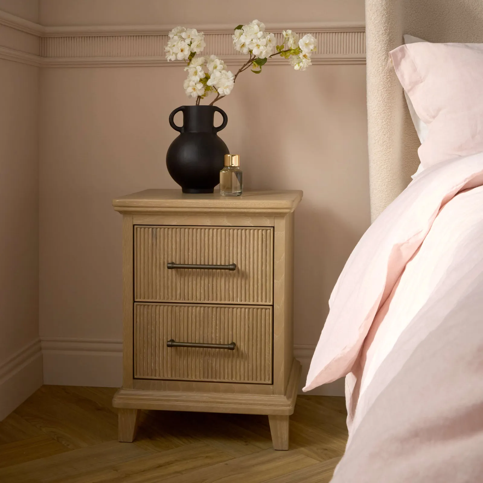 Lydia Bedside Chest, Washed Oak