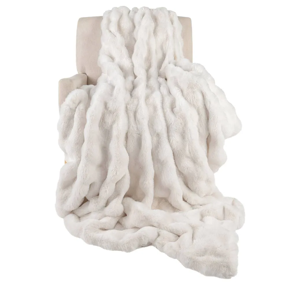 Costway 203x153cm Faux Fur Throw Blanket Fuzzy Plush Bubble Blanket in White