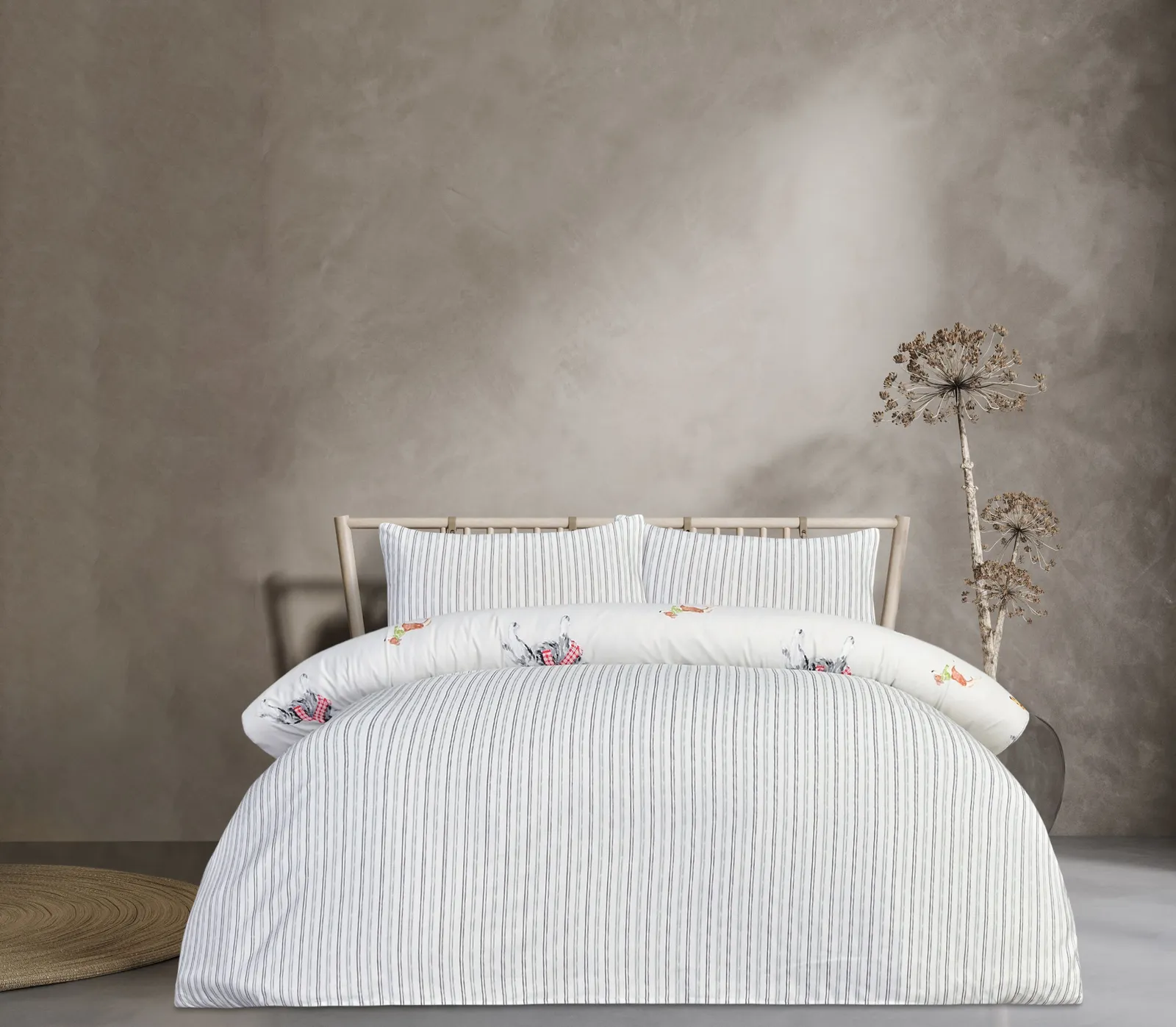 Smart Living Luxury Soft Reversible Pooches in Jumpers Duvet Cover & Pillowcases in Natural 2