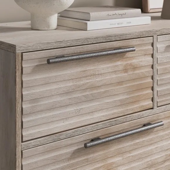 Bryant 7 Drawer Chest 3
