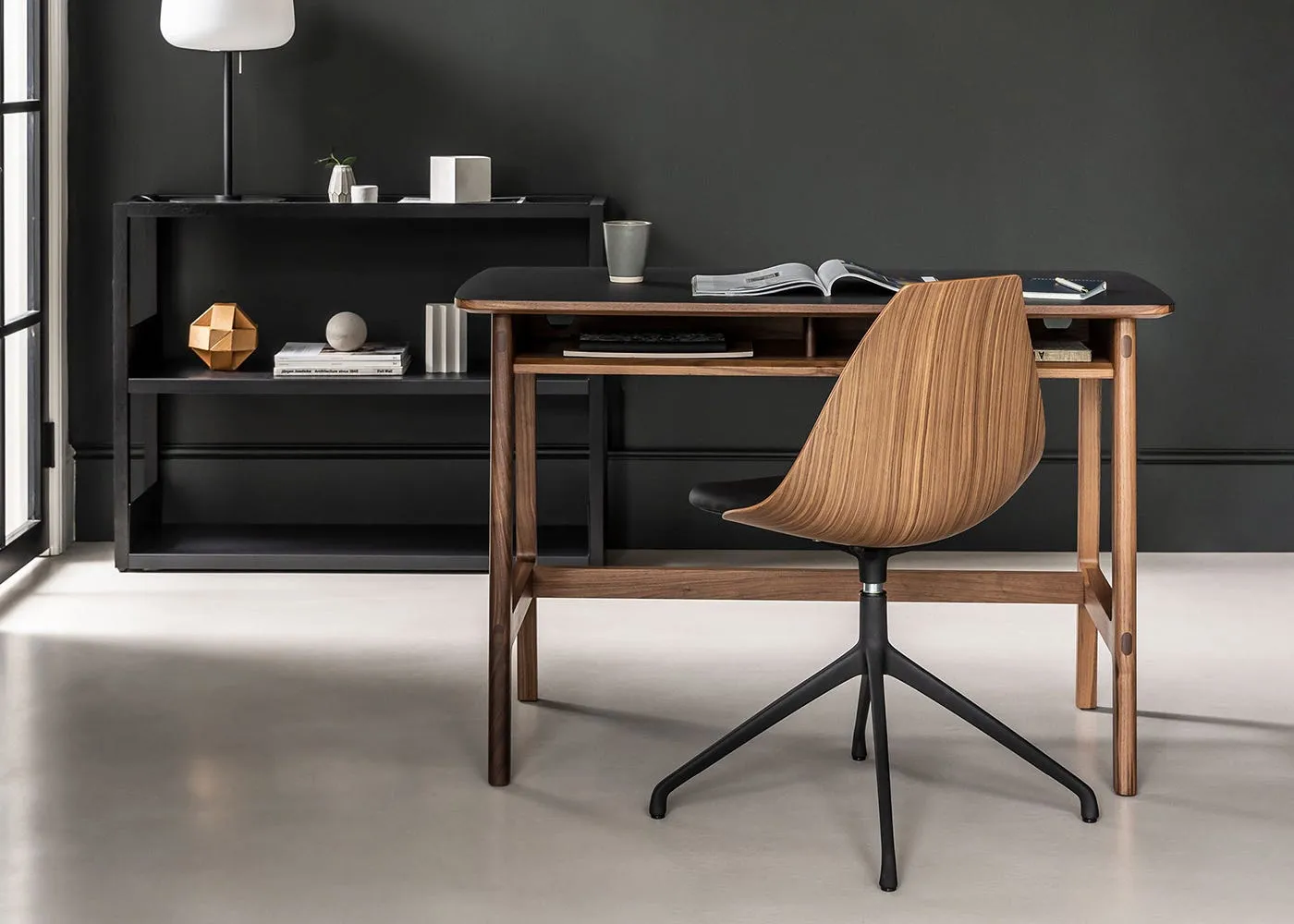 Case Dulwich Desk in Oak 3