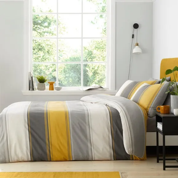 Betley Duvet Cover and Pillowcase Set 1