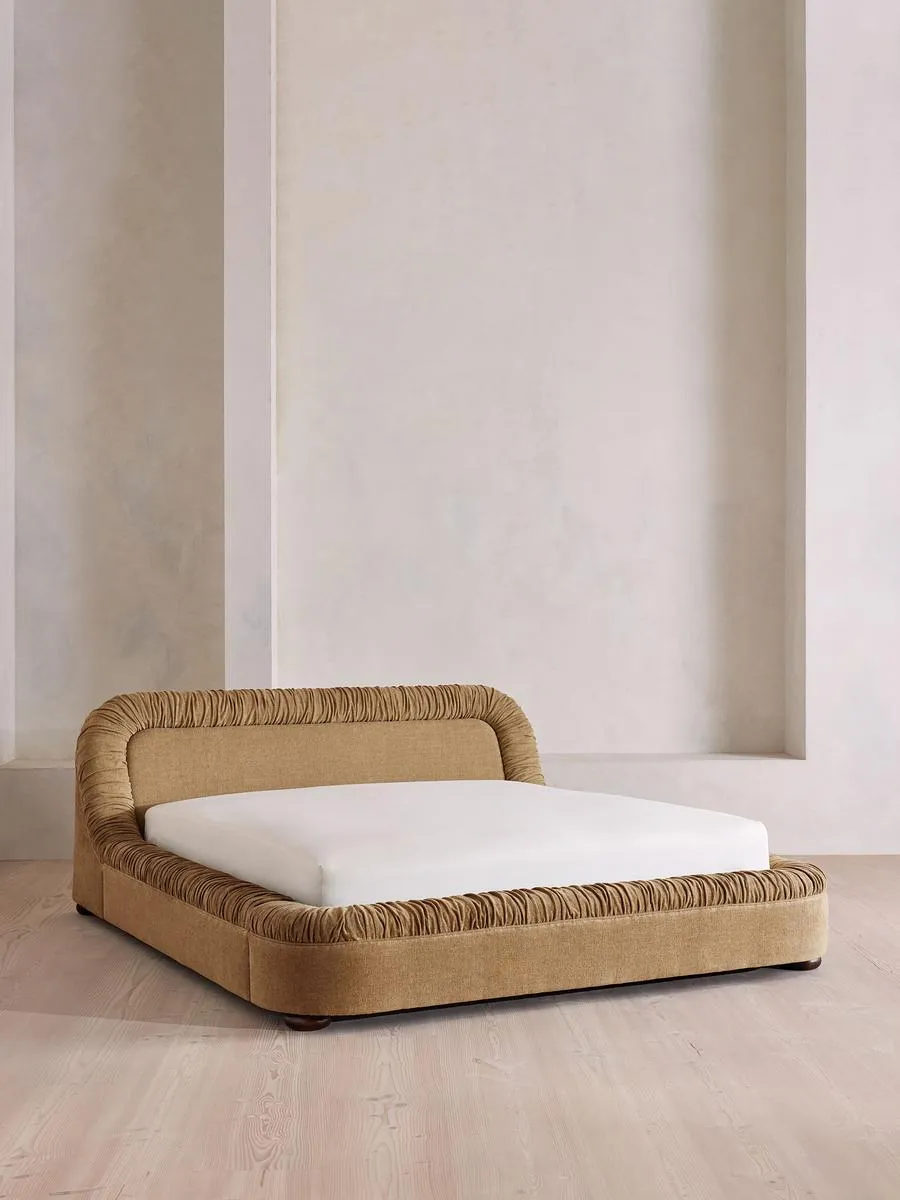 Vara Bed, King, Linen Chenille, Sand