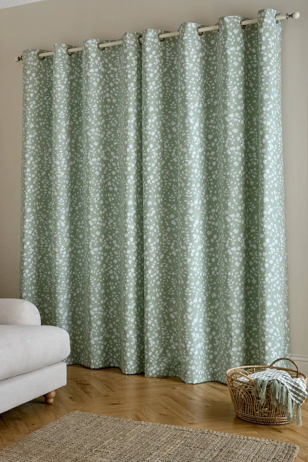 Catherine Lansfield 'Arla Floral' Lined Eyelet Curtains in Green 2