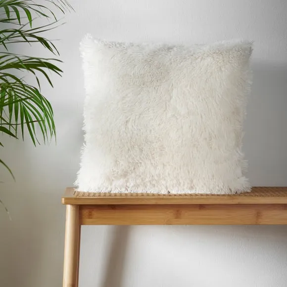 Catherine Lansfield Cuddly Square Cushion 1