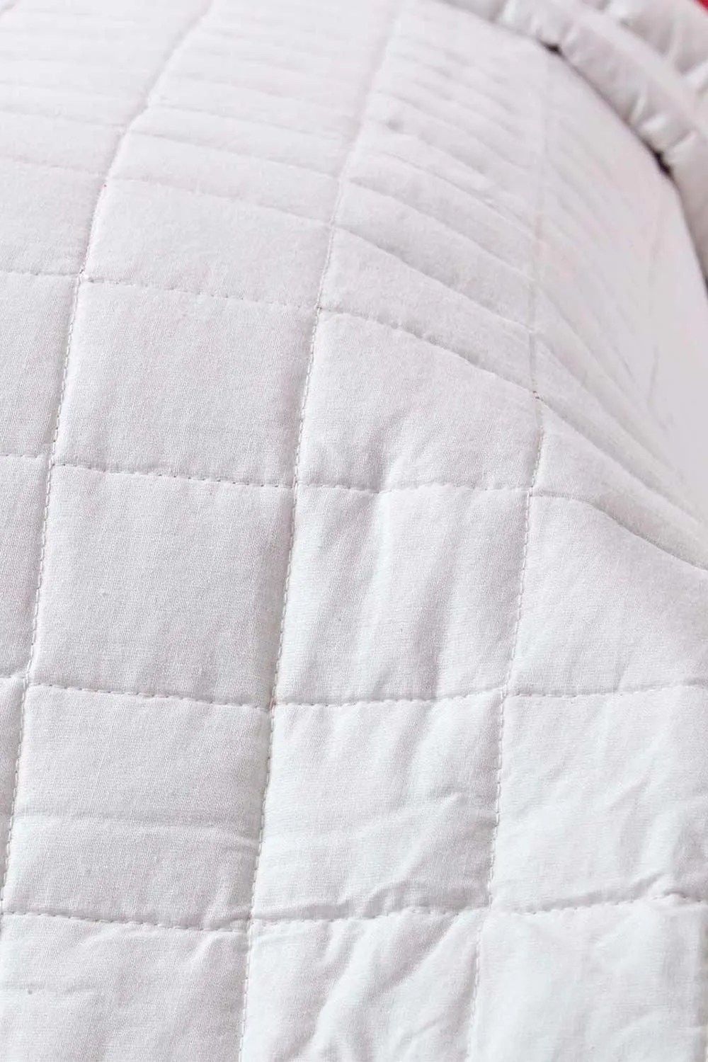 Homescapes Cotton Quilted Reversible Bedspread in Red 5