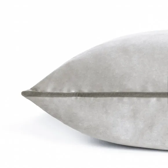 Furn. Square Cushion 4