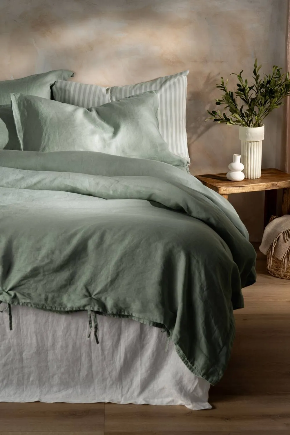 Soak&Sleep Misty Green French Linen Duvet Cover in Pale Green