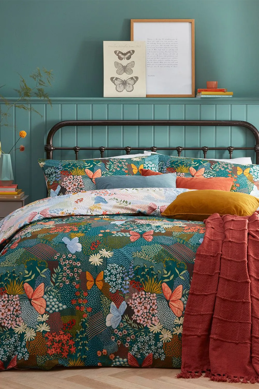 Furn Forage Floral Reversible Duvet Cover Set in Teal