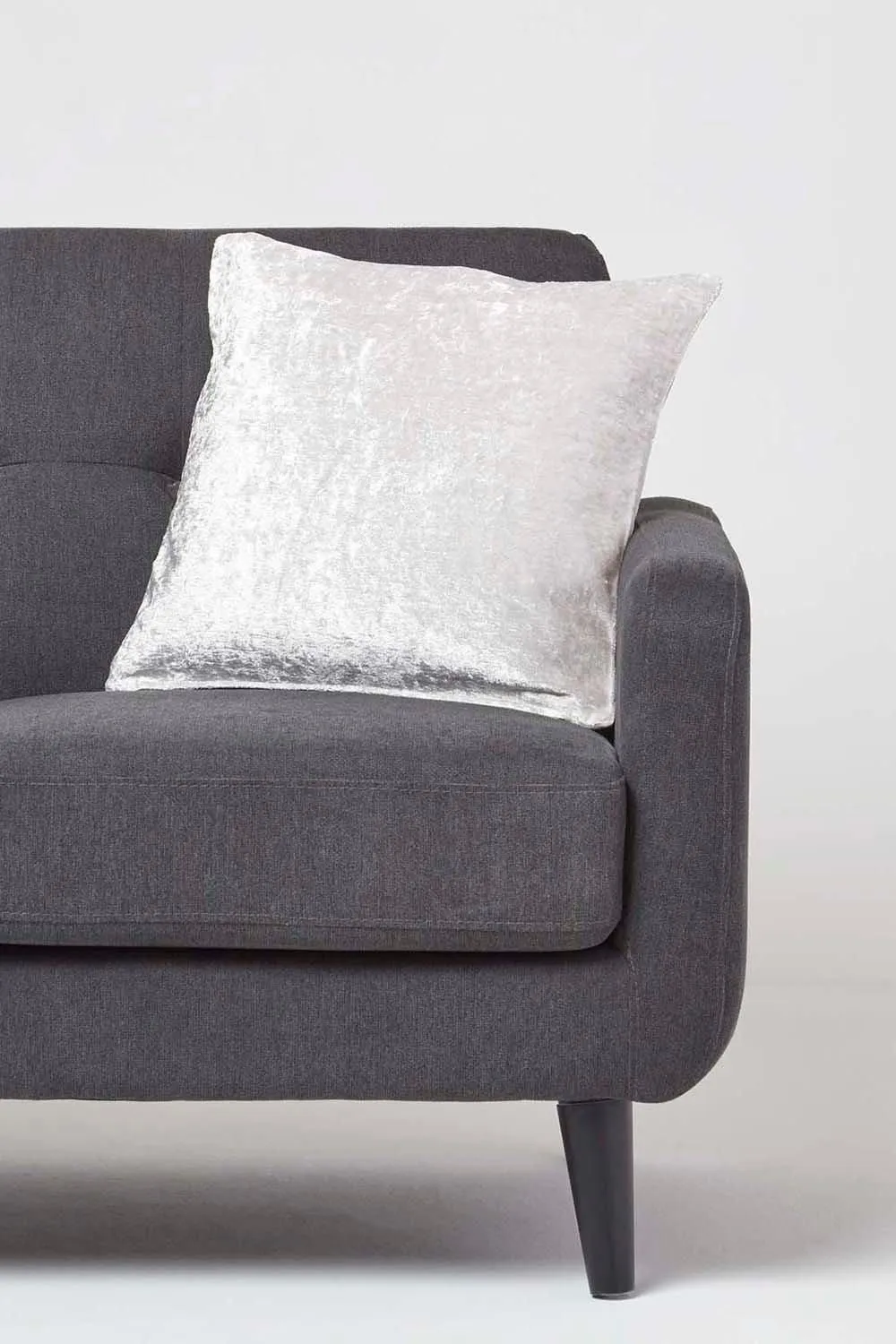 Homescapes Luxury Crushed Velvet Cushion Cover in Light Beige 2