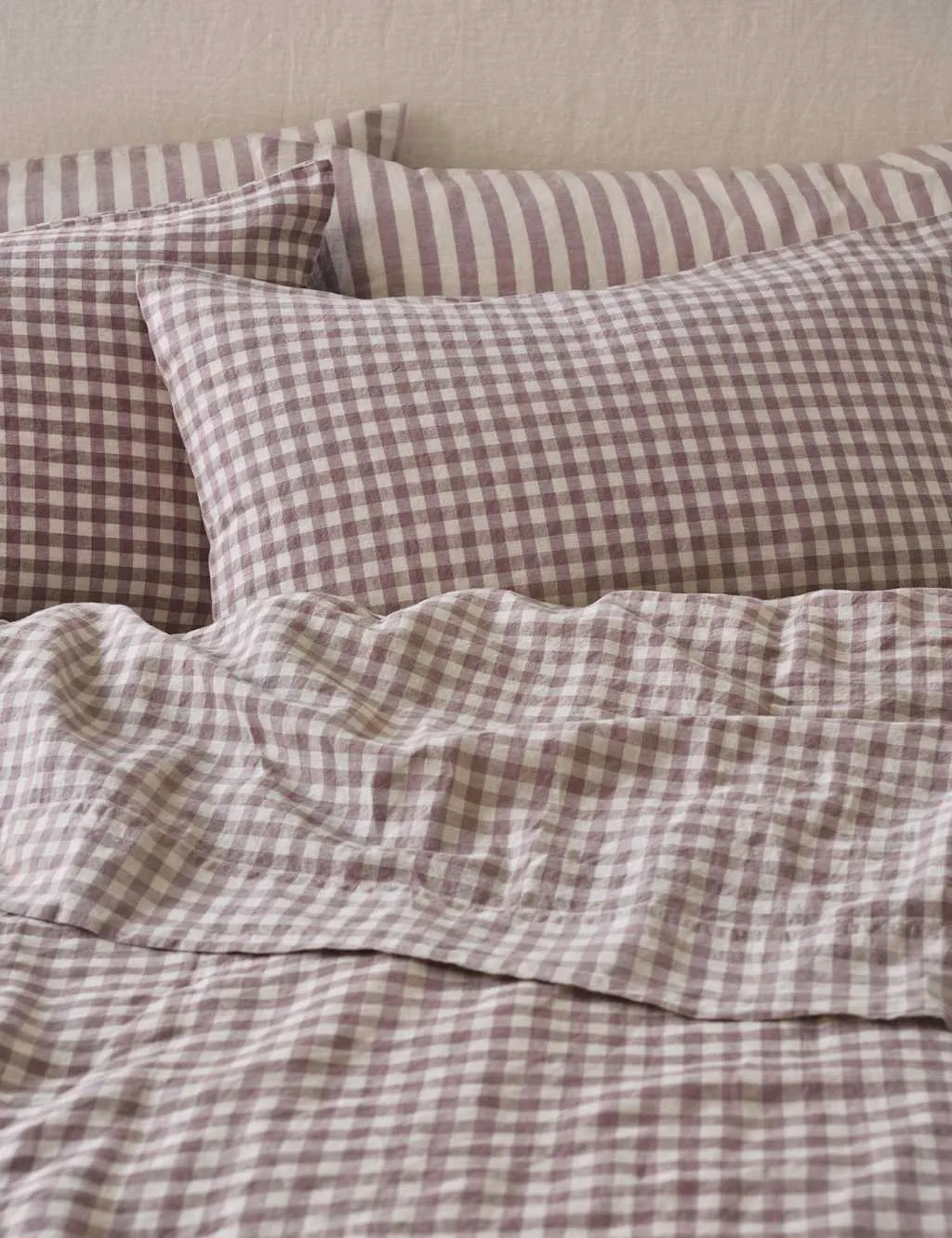 Piglet In Bed Linen Rich Gingham Pillowcase Set Light Pink Mix