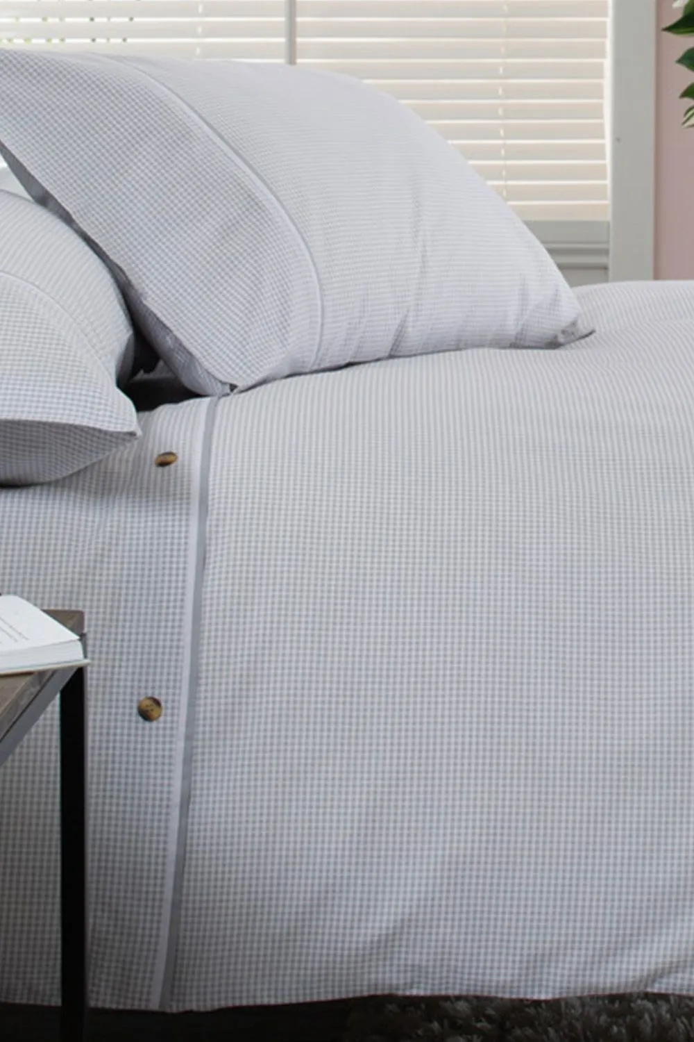The Lyndon Company Gingham Duvet Cover Set - Soft & Breathable Cotton with Double Piped Edges in Grey 3