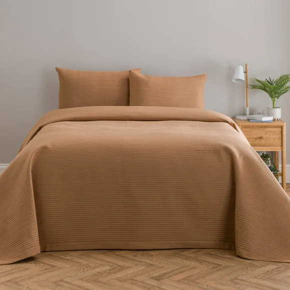Spencer Pinsonic Bedspread